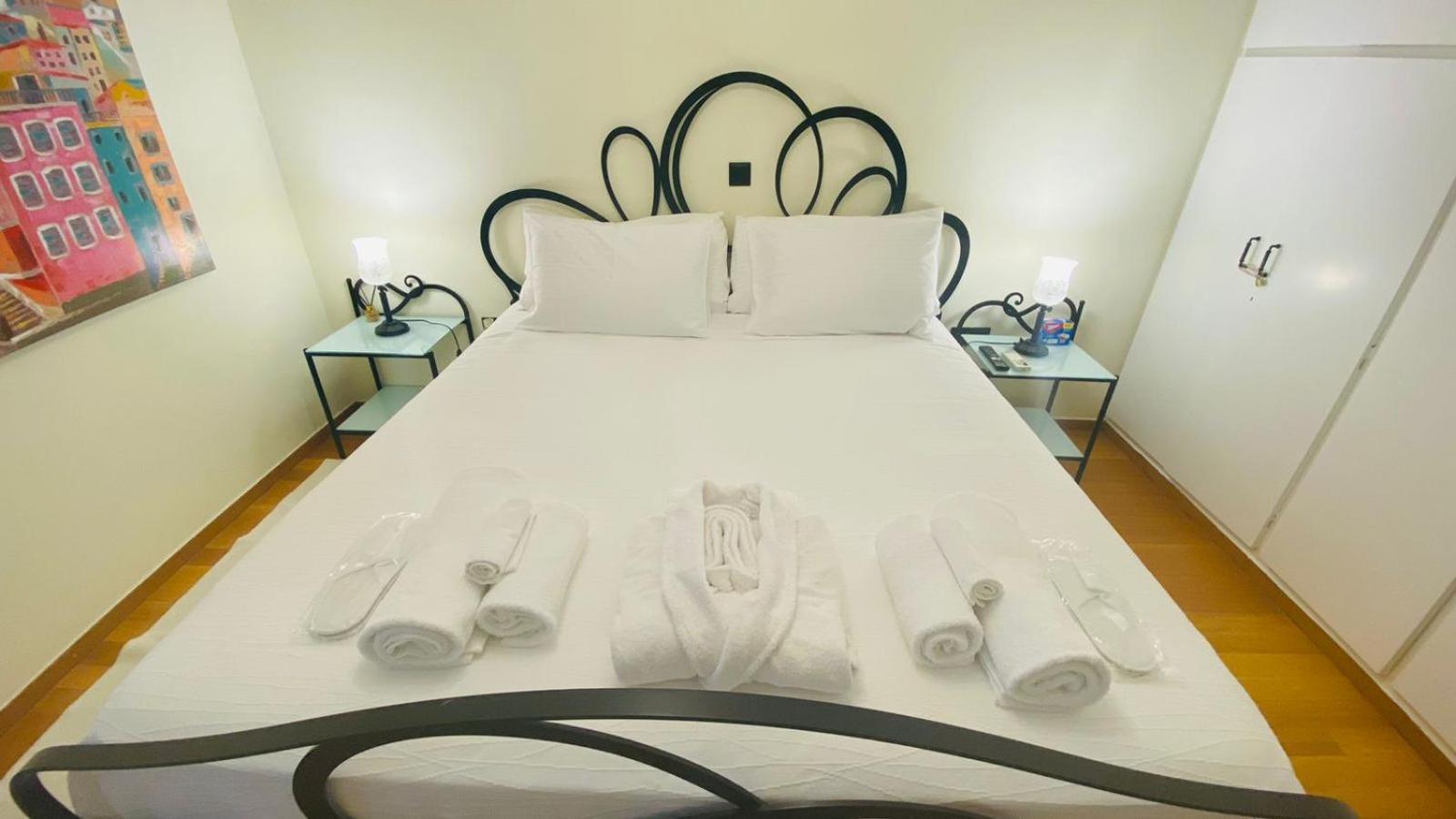 Sarakin'S Mansion Luxury Retreat Apartment Athens Ngoại thất bức ảnh