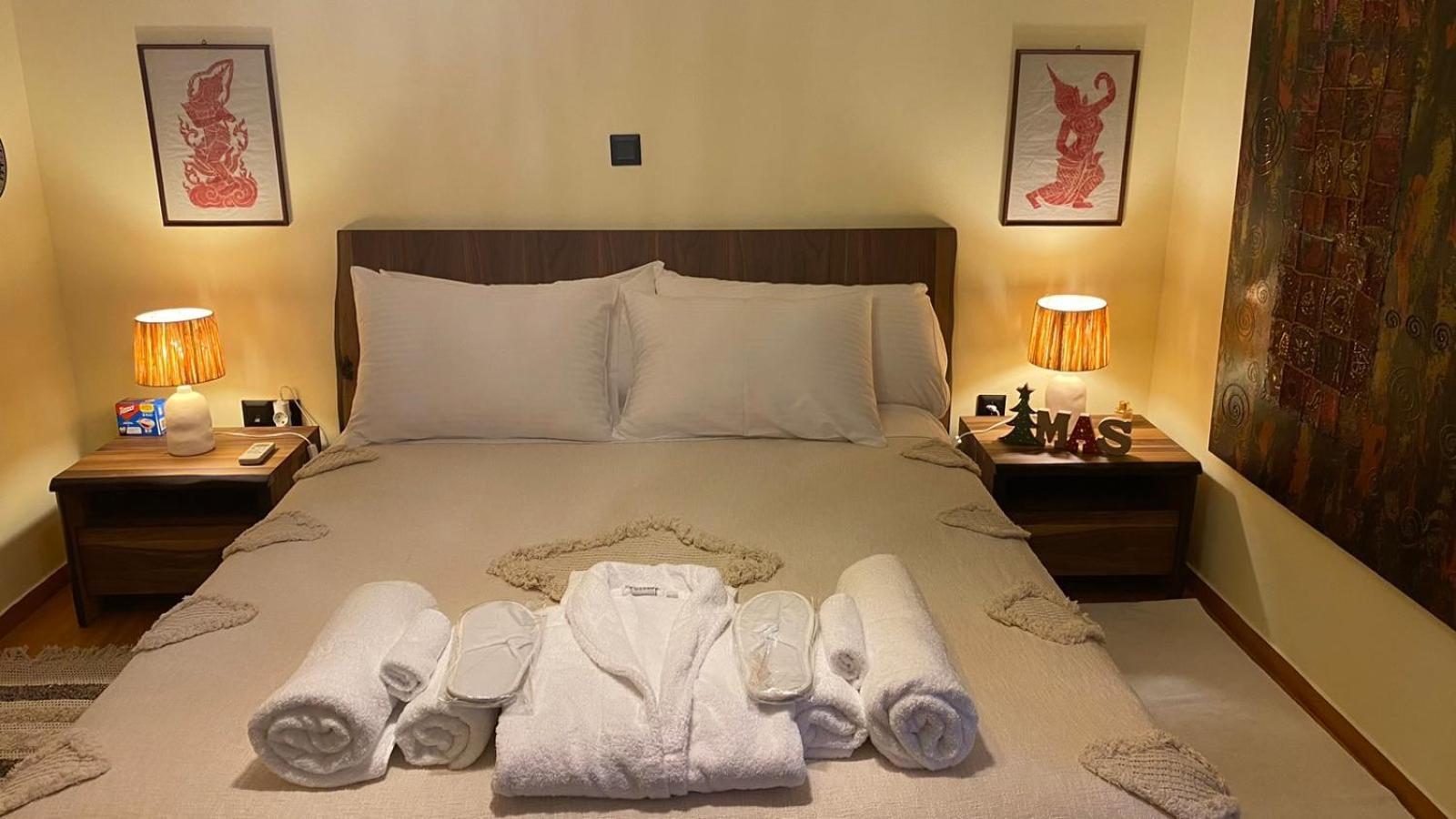 Sarakin'S Mansion Luxury Retreat Apartment Athens Ngoại thất bức ảnh