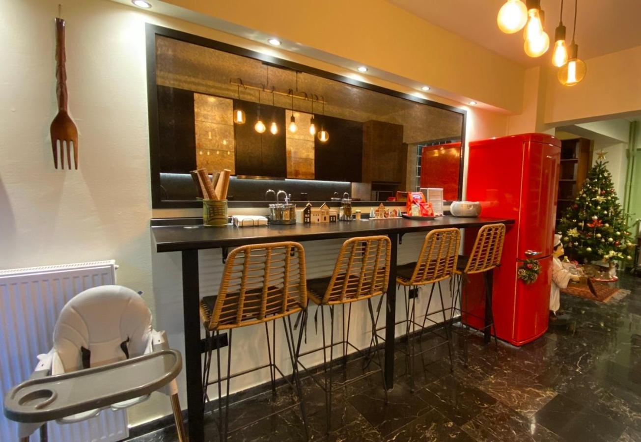 Sarakin'S Mansion Luxury Retreat Apartment Athens Ngoại thất bức ảnh