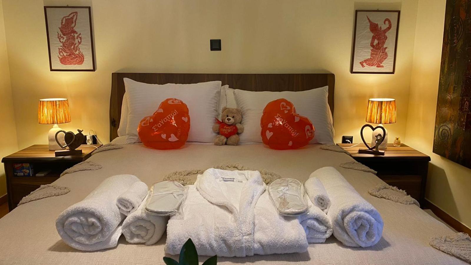 Sarakin'S Mansion Luxury Retreat Apartment Athens Ngoại thất bức ảnh